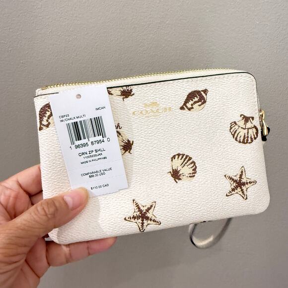 Last 2 ‼️Coach Corner Zip Wristlet With Shell Print CBP23 - Picture 4 of 6
